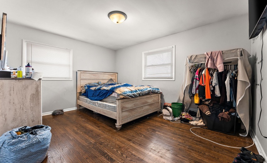 1142 W 72nd Ln Primary Bedroom