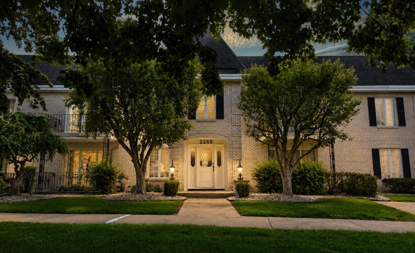 Michelle - 2288 Bordeaux Walk, D2, Highl