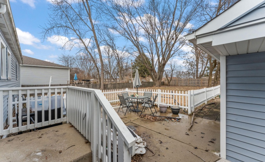 324 Maple St rear porch and patio