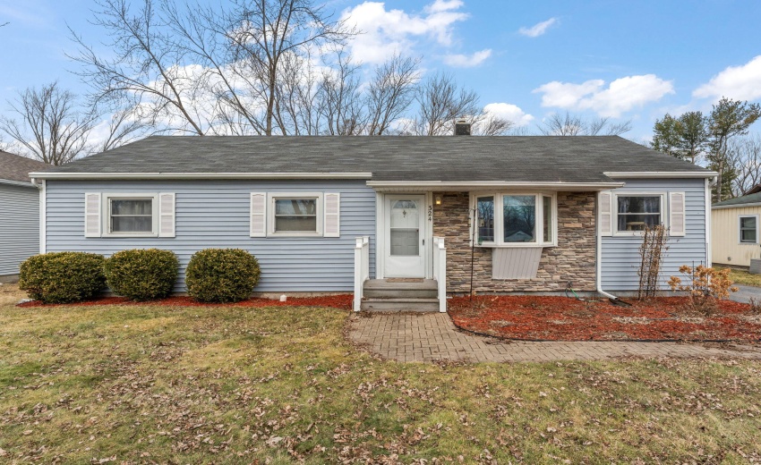 324 Maple St Front Exterior