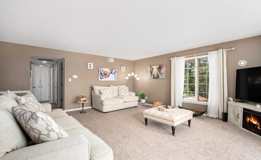 2305 Martha St. Large open living room