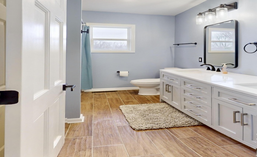 3721-Wirth-Rd-Bathroom 1