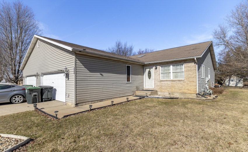 3446 E 69th Ave-1