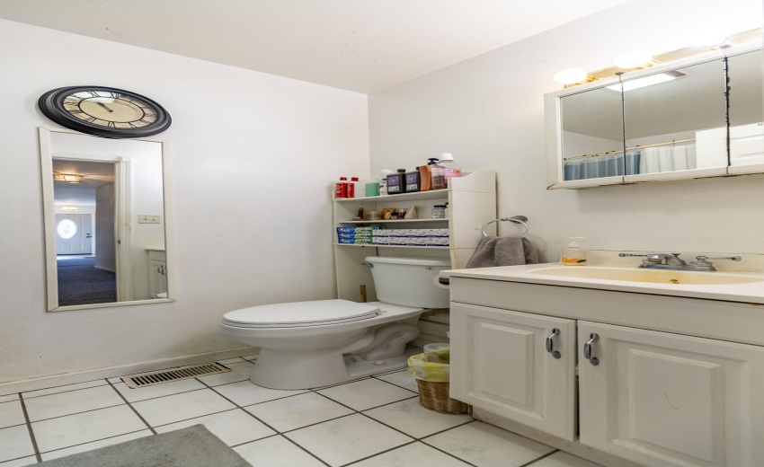 3446 E 69th Ave-21