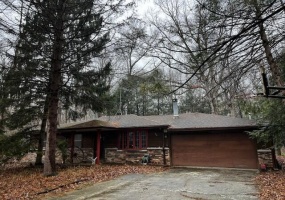 514 Bellevue Avenue, Beverly Shores, Indiana, 3 Bedrooms Bedrooms, 6 Rooms Rooms,2 BathroomsBathrooms,Residential,For Sale,Bellevue,NRA834975