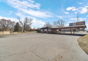 508 Us-421, Medaryville, Indiana, ,Commercial Sale,For Sale,Us-421,NRA835035