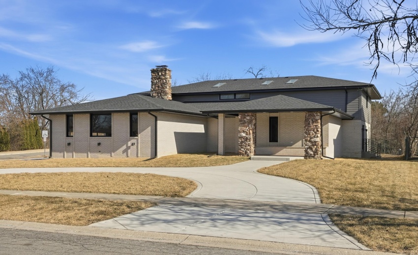 E47CA718-5668-4236-8393-564078ED6FB9