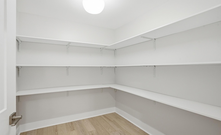 7D740542-8872-4E34-9994-5F084A9952DF