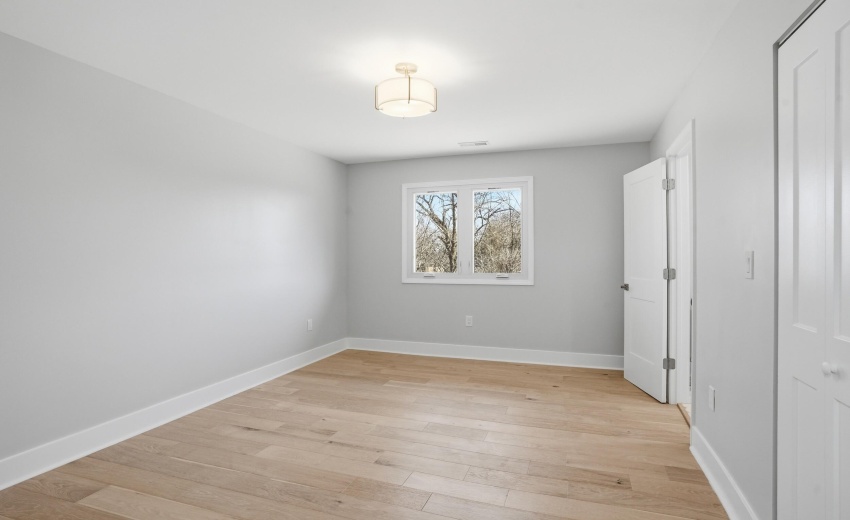 5221C9F2-1A3C-4057-9E7B-8EFE2BE445DA