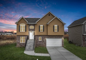 8241 Dylan Drive, Merrillville, Indiana, 4 Bedrooms Bedrooms, 7 Rooms Rooms,3 BathroomsBathrooms,Residential,For Sale,Dylan,NRA835064