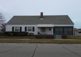1949 Lake Avenue, Whiting, Indiana, 3 Bedrooms Bedrooms, 8 Rooms Rooms,2 BathroomsBathrooms,Residential,For Sale,Lake,NRA835123