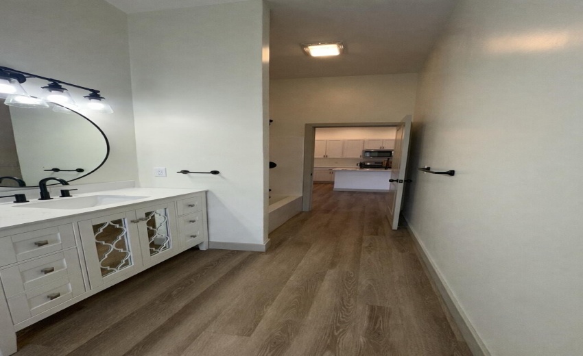 2828A0FE-300A-49F8-A42B-1AE5C6BC0DE0