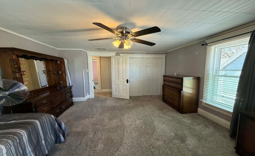 d165cf94-17e0-4574-9c13-d2de9543388a