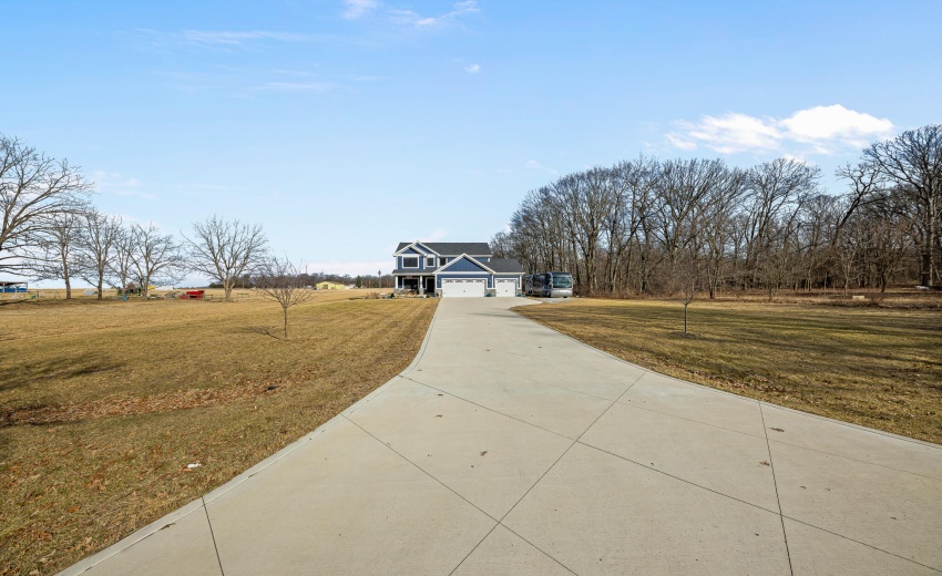 20411 Woodmar St (29 of 35)