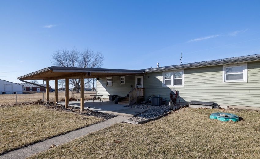 315 W Railroad St Kentland-32