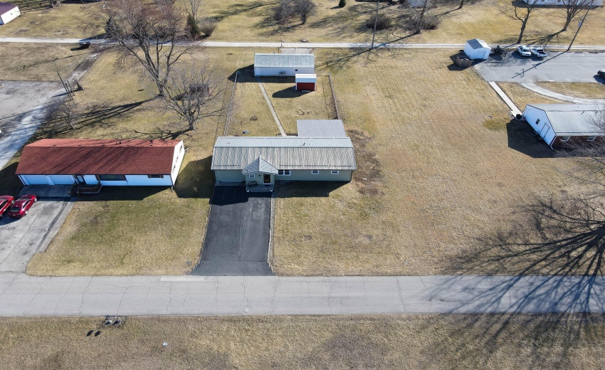 315 W Railroad St Kentland-39