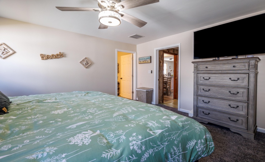 315 W Railroad St Kentland-11