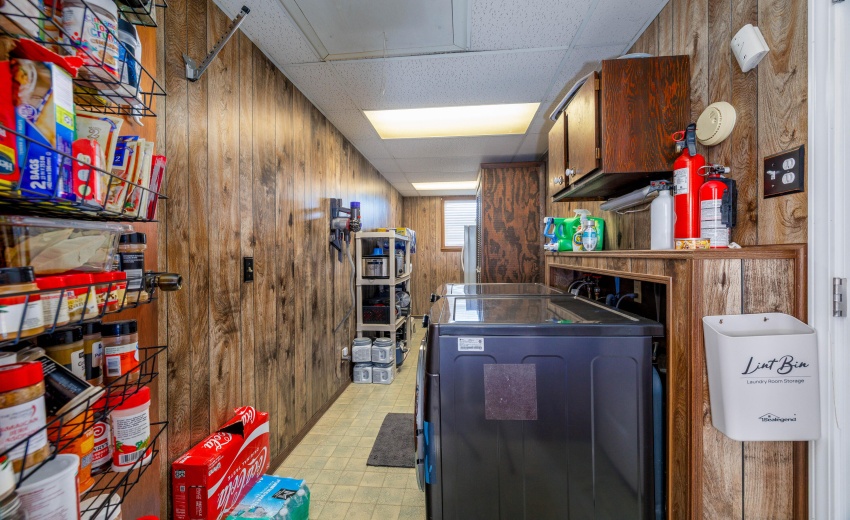 315 W Railroad St Kentland-17