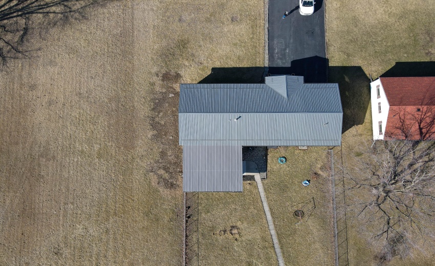 315 W Railroad St Kentland-40