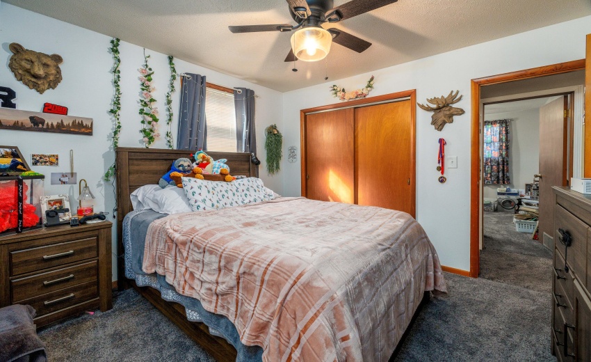 315 W Railroad St Kentland-25