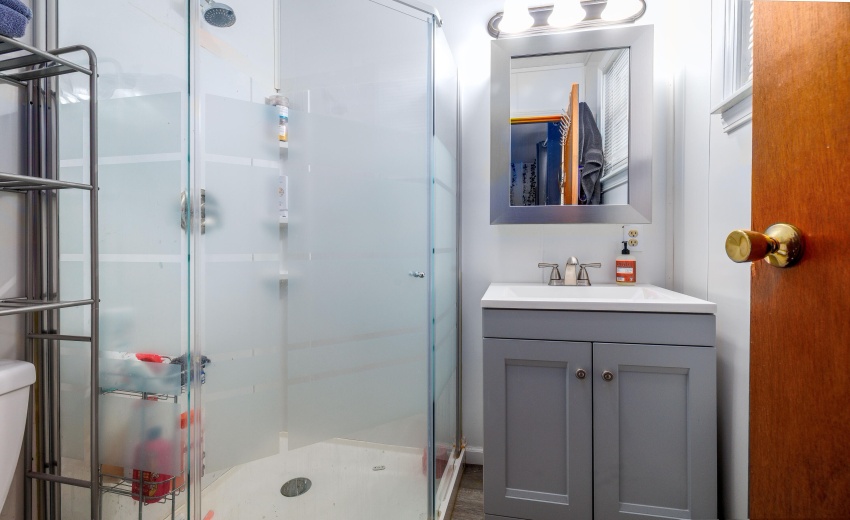 315 W Railroad St Kentland-26