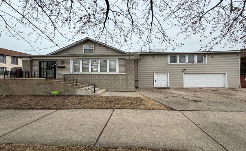 11659dee-351b-469c-a9c9-307210d8d821