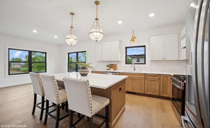 19_5985W135thPl_2024_HiRes