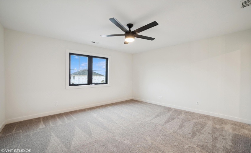 27_5985W135thPl_2038_HiRes