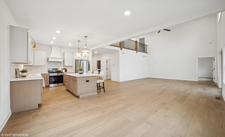 22_5985W135thPl_2027_HiRes