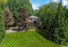 2102 Emmett Court, Valparaiso, Indiana, 4 Bedrooms Bedrooms, 14 Rooms Rooms,4 BathroomsBathrooms,Residential,For Sale,Emmett,NRA835190 2102 Emmett Court, Valparaiso, Indiana, 4 Bedrooms Bedrooms, 14 Rooms Rooms,4 BathroomsBathrooms,Residential,For Sale,Emmett,NRA835190