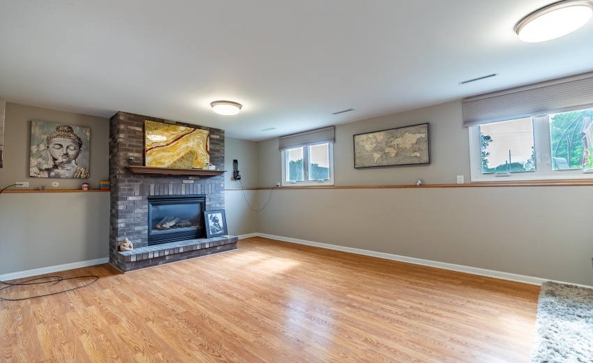 8624 Garfield Ave-26