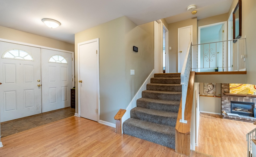 8624 Garfield Ave-20