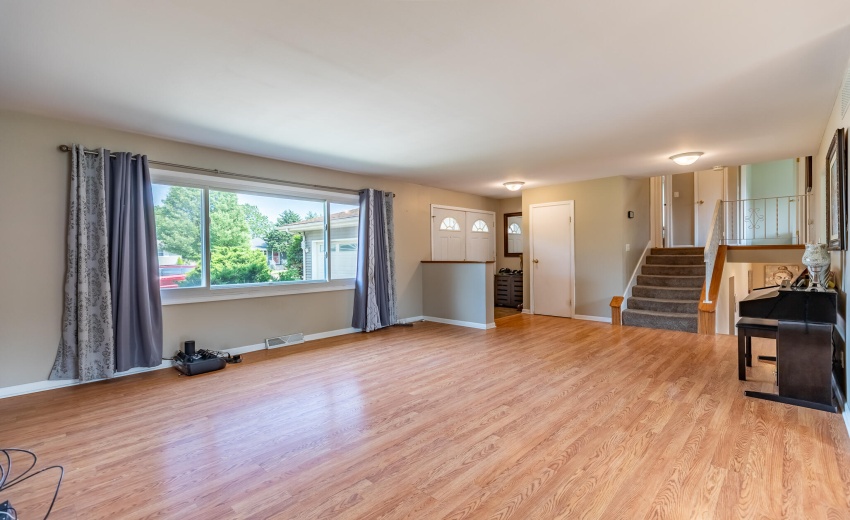 8624 Garfield Ave-15