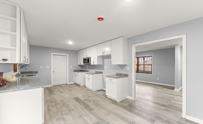 Kitchen-Garage access