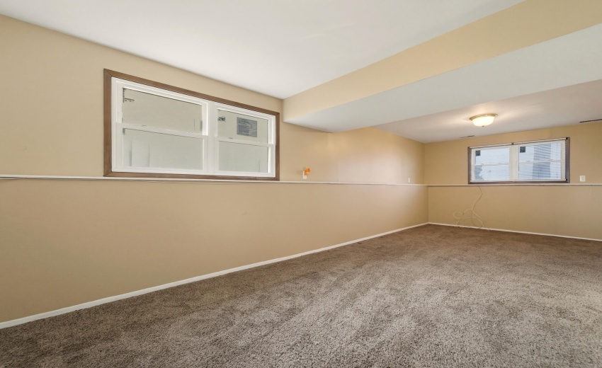 Basement with 3/4 Bathroom