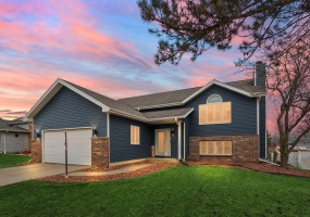 8567 Judith Lane, St. John, Indiana, 5 Bedrooms Bedrooms, 9 Rooms Rooms,3 BathroomsBathrooms,Residential,For Sale,Judith,NRA835385