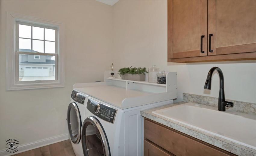20-Laundry Room