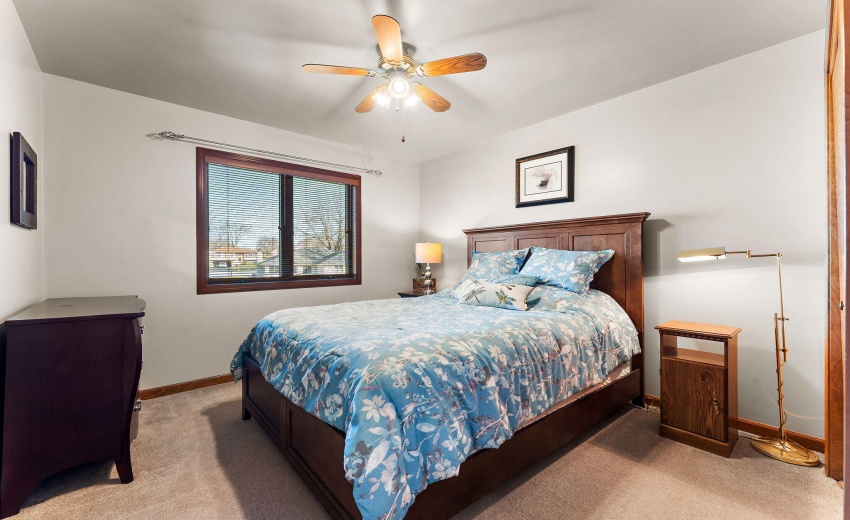 24-web-or-mls-DSC07440