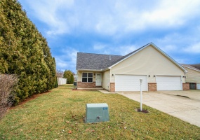 1709 Daisy Street, DeMotte, Indiana, 2 Bedrooms Bedrooms, 5 Rooms Rooms,2 BathroomsBathrooms,Residential,For Sale,Daisy,NRA835446 1709 Daisy Street, DeMotte, Indiana, 2 Bedrooms Bedrooms, 5 Rooms Rooms,2 BathroomsBathrooms,Residential,For Sale,Daisy,NRA835446