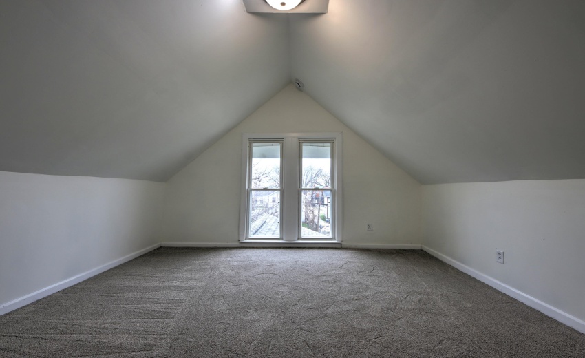 IMG_8413_4_5_6_7_8Interior 3