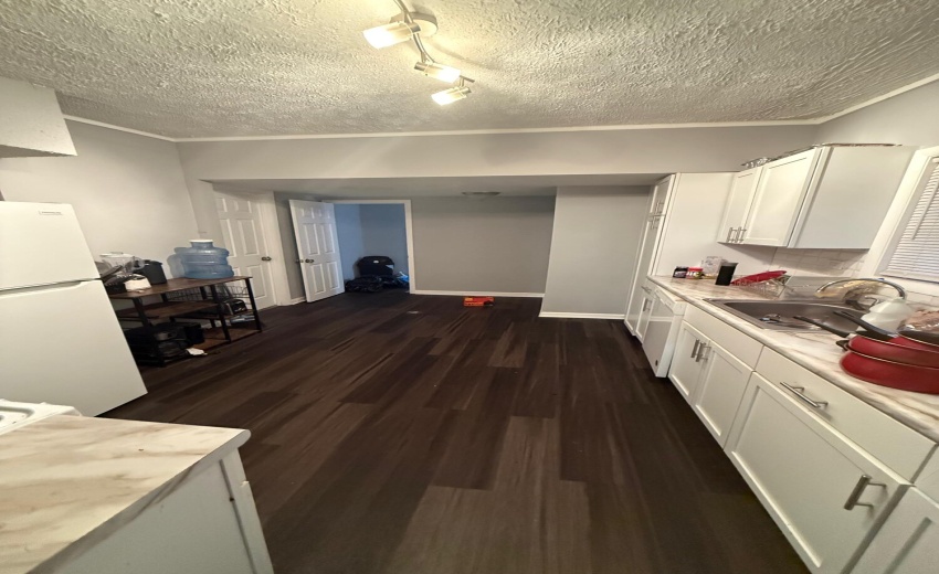 04ab5d50-79a8-4acd-b9a2-8a456c61d944