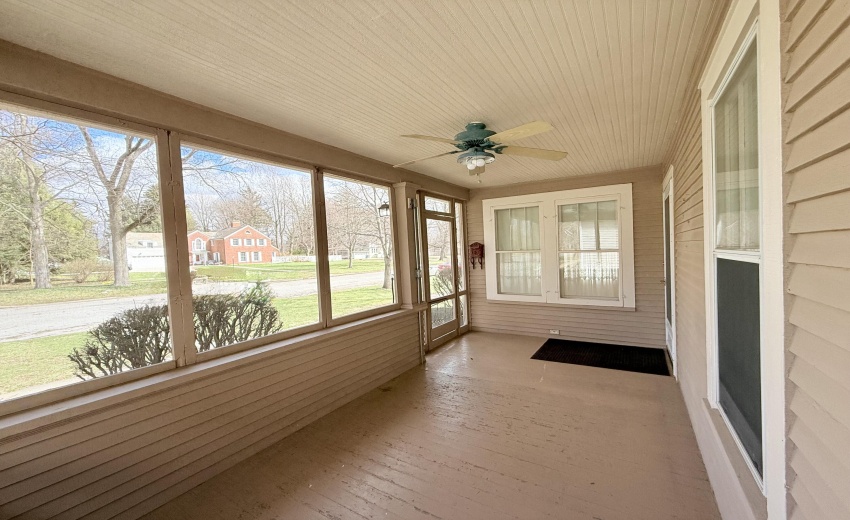 Screened in Front Porch