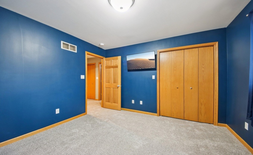 18-web-or-mls-Calumet St-S1603-018