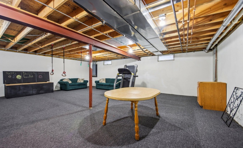 36-web-or-mls-Calumet St-S1603-036