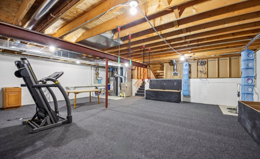 38-web-or-mls-Calumet St-S1603-038