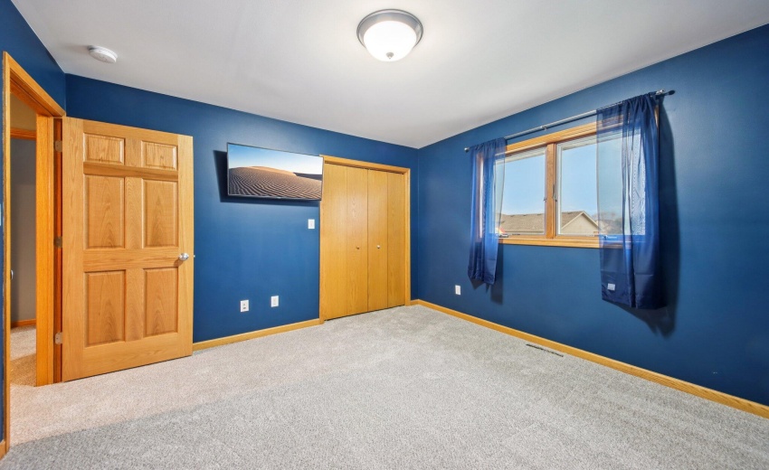 17-web-or-mls-Calumet St-S1603-017