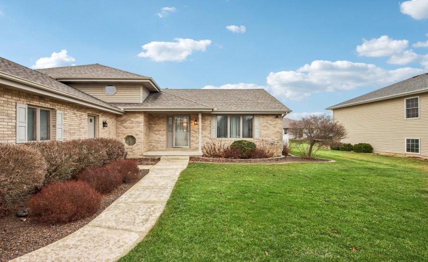 5-web-or-mls-Calumet St-S1603-005