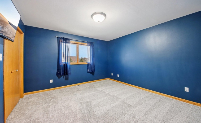 16-web-or-mls-Calumet St-S1603-016