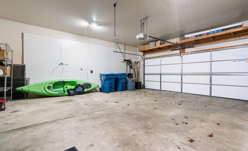 2 Car Garage