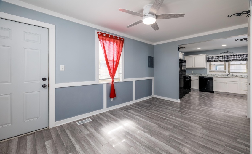 103 W Lincoln Kentland-9